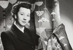 Magnetic Fabric, 1957 15 Magnetic Fabric, 1957 -Home Furnishing Store Classic textiles twentytwentyone lucienne day Calyx 1e40d58c ce74 491b b14b d2498e3dcfb7