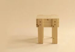 003 Stilts Side Table 17 003 Stilts Side Table -Home Furnishing Store Vaarnii Philippe Malouin 004 stilits side table 2