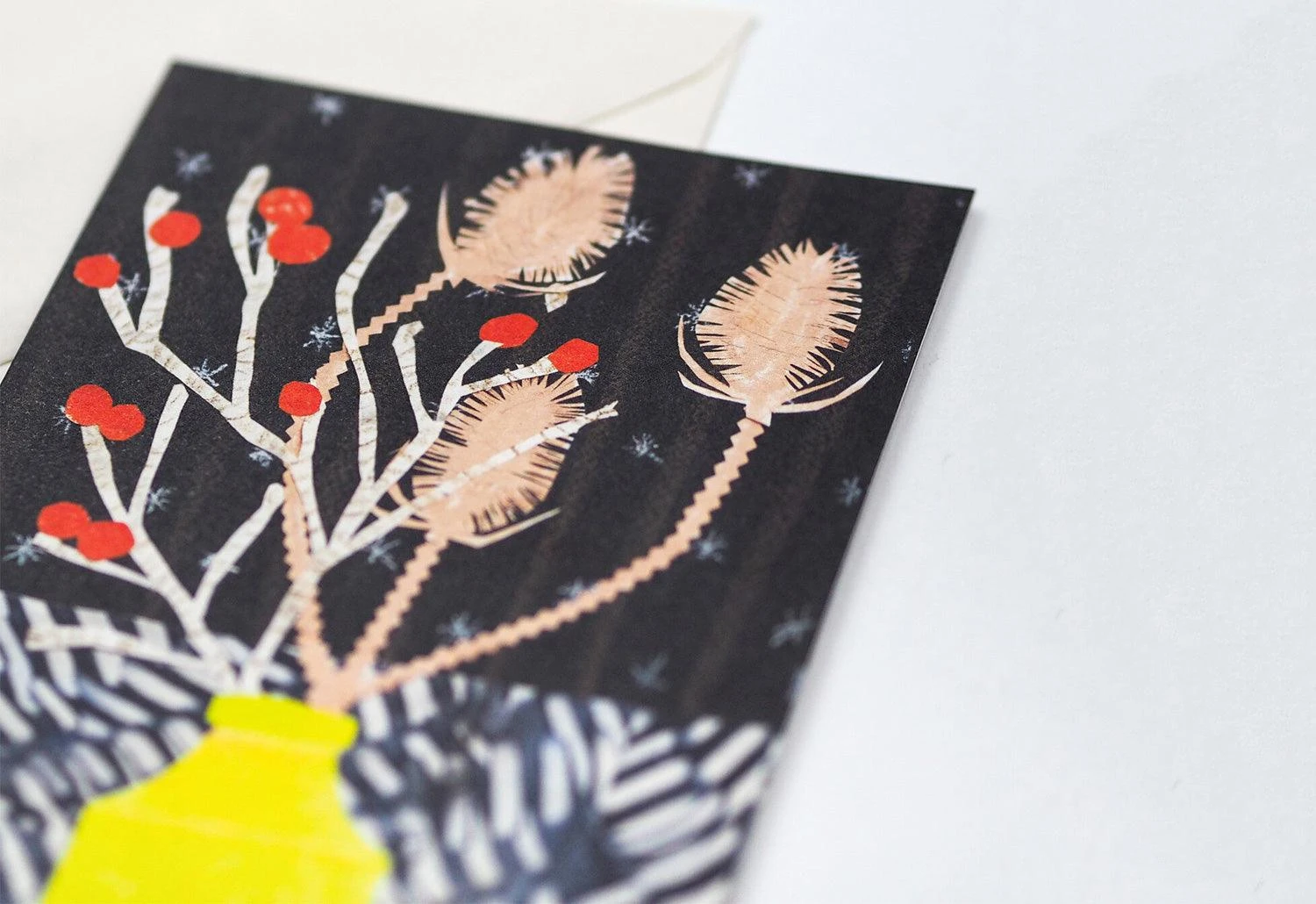 Winter Vase Card 4 Winter Vase Card - Image 2