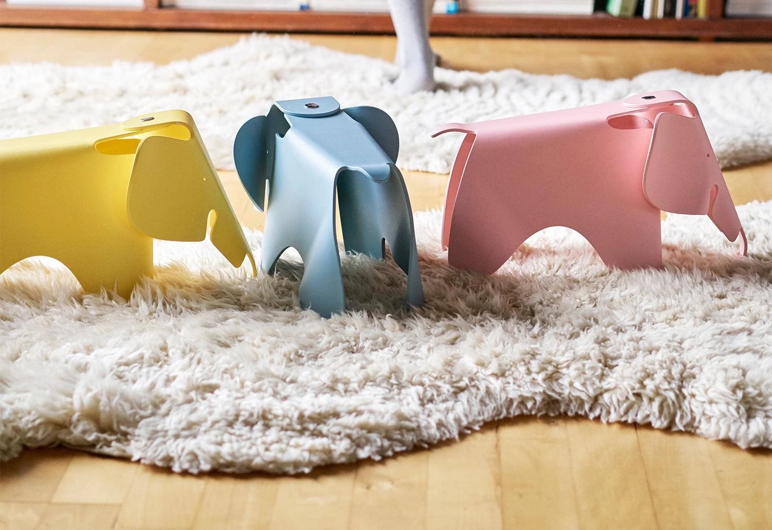 Vitra Small Eames Elephant, 1945 12 Vitra Small Eames Elephant, 1945 - Image 10