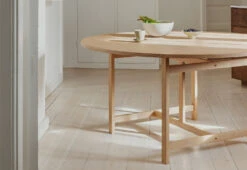 Moebe Round Dining Table -Home Furnishing Store twentytwentyone MOEBE Round Dining Table 4