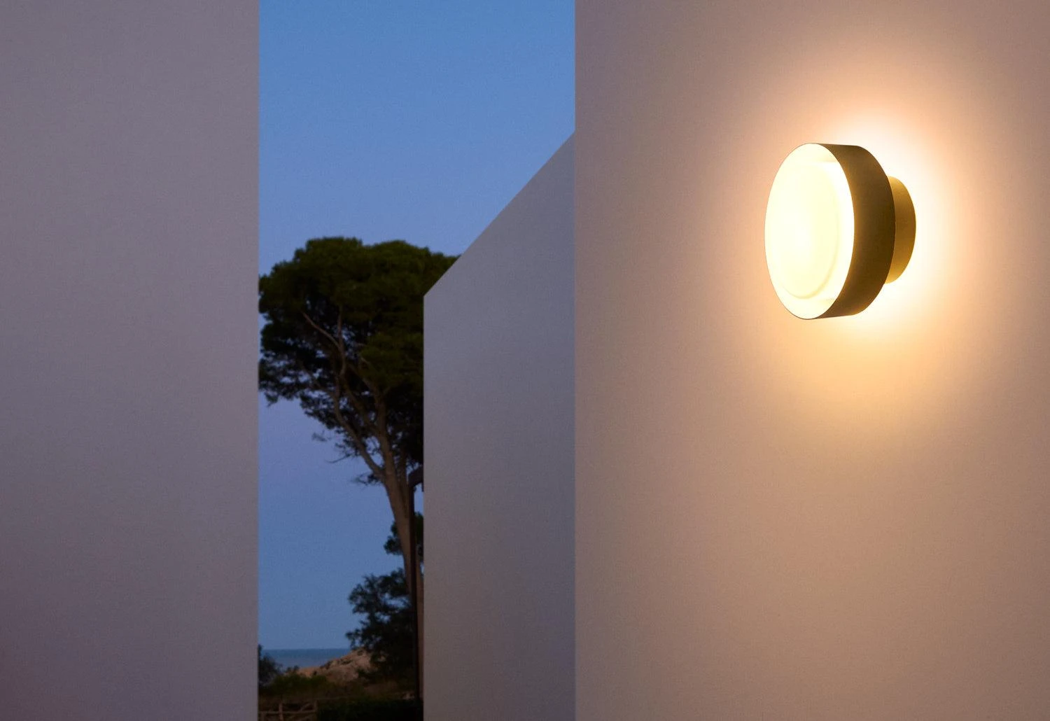 Marset Plaff-on! Outdoor Light 4 Marset Plaff-on! Outdoor Light - Image 2