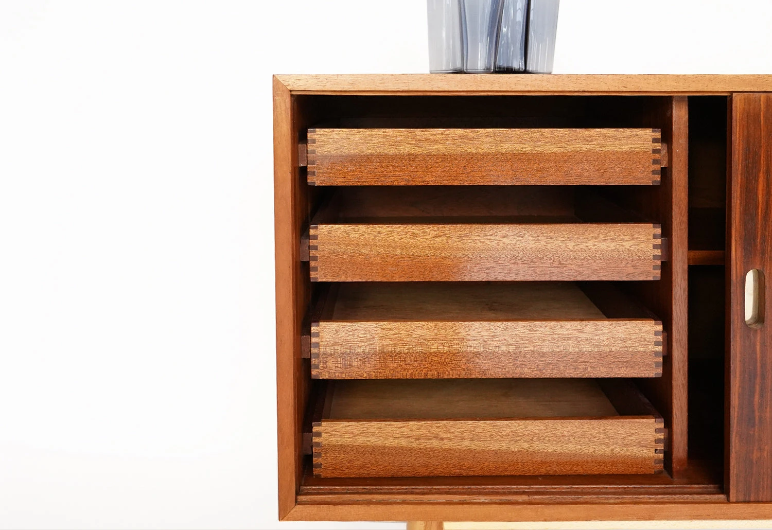 N/A Robin Day, Hille Interplan Cabinet (Unit L), 1954 5 N/A Robin Day, Hille Interplan Cabinet (Unit L), 1954 - Image 3