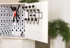 Vitra Eames Hang It All, 1953 -Home Furnishing Store vitra eames hang it all 7