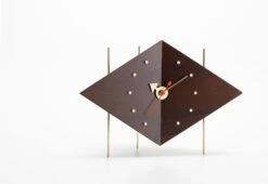Vitra Diamond Clock, 1947